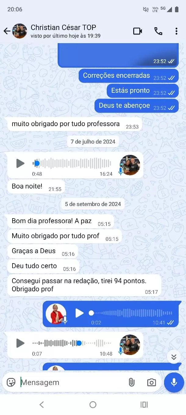 Mensagem de aluno relatando aprovação na redação com 94 pontos